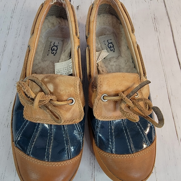 UGG Australia Ashdale Waterproof Low Duckboot Shoe Loafer Women's Size 7 - Picture 13 of 14